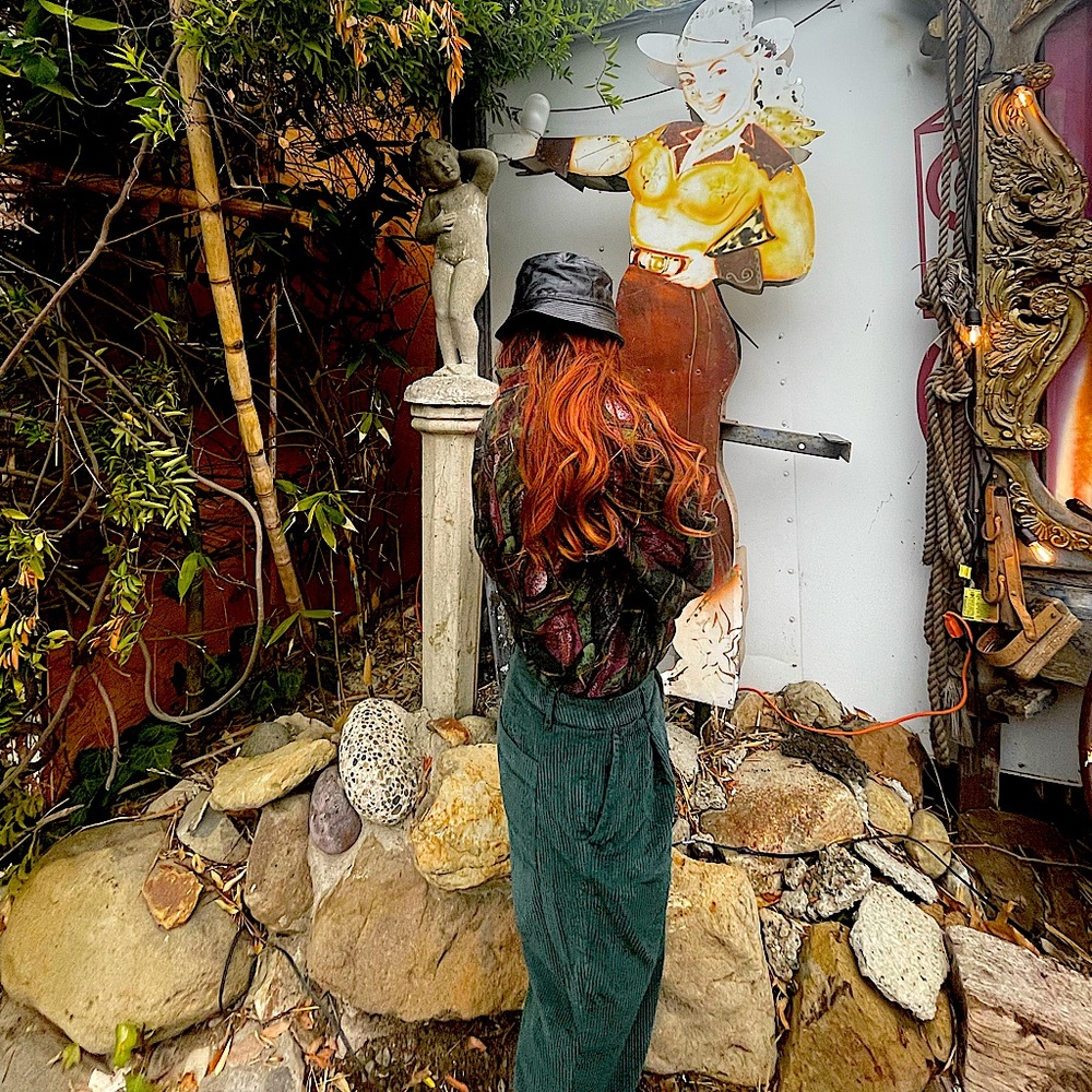 Cool Never Goes Out Of Style 🌈🤘🏻🍒💀🛼🎸🖤